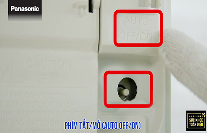 Phím on off trên máy điều hòa panasonic