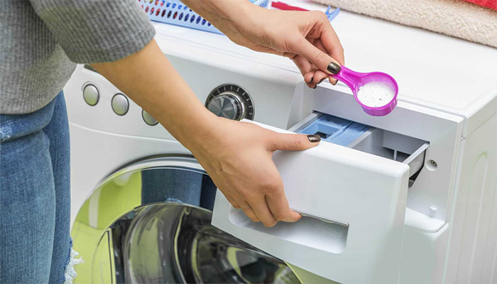 máy giặt bị trào bọt do sử dụng sai loại bột giặt