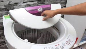Nguyên nhân và cách khắc phục máy giặt Sharp báo lỗi E2