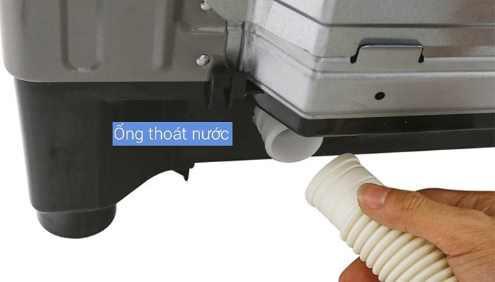 Kiểm tra đường ống thoát nước của máy giặt
